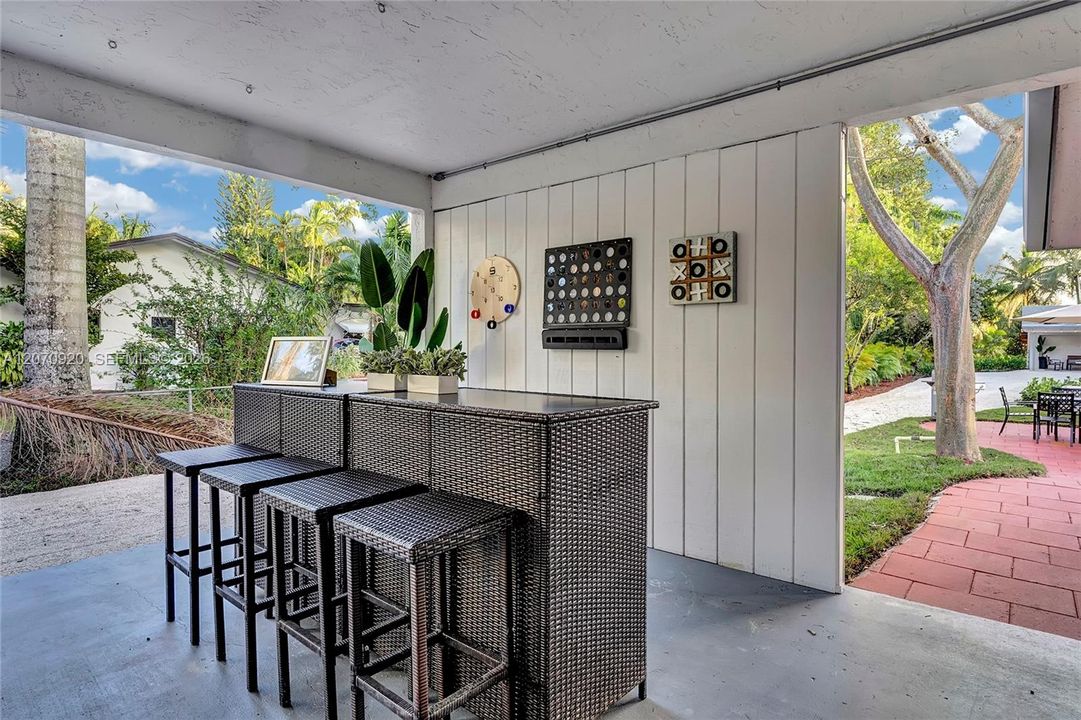 For Rent: $12,200 (8 beds, 4 baths, 3280 Square Feet)