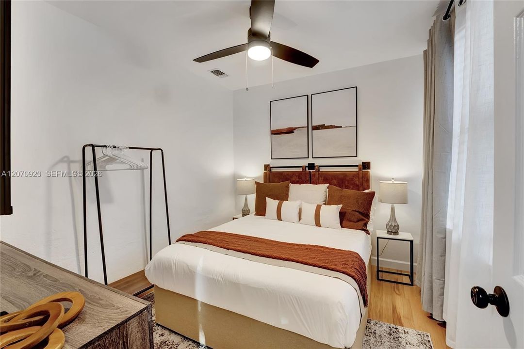 For Rent: $12,200 (8 beds, 4 baths, 3280 Square Feet)