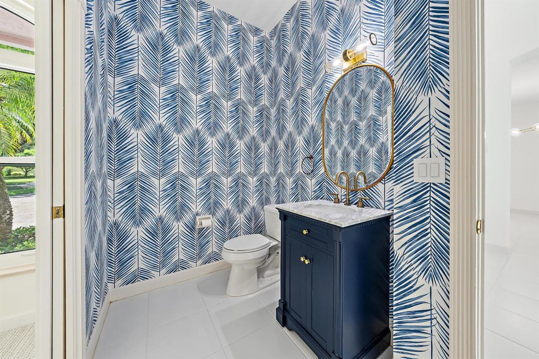 Bed 2 Half Bath/Powder Room