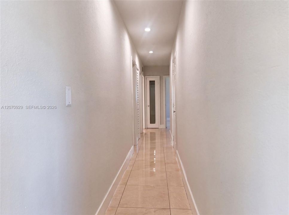 For Sale: $680,000 (3 beds, 2 baths, 1092 Square Feet)