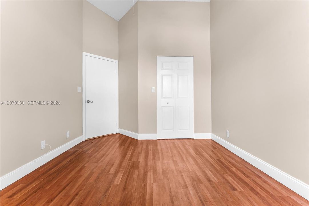 For Rent: $2,600 (2 beds, 2 baths, 1100 Square Feet)