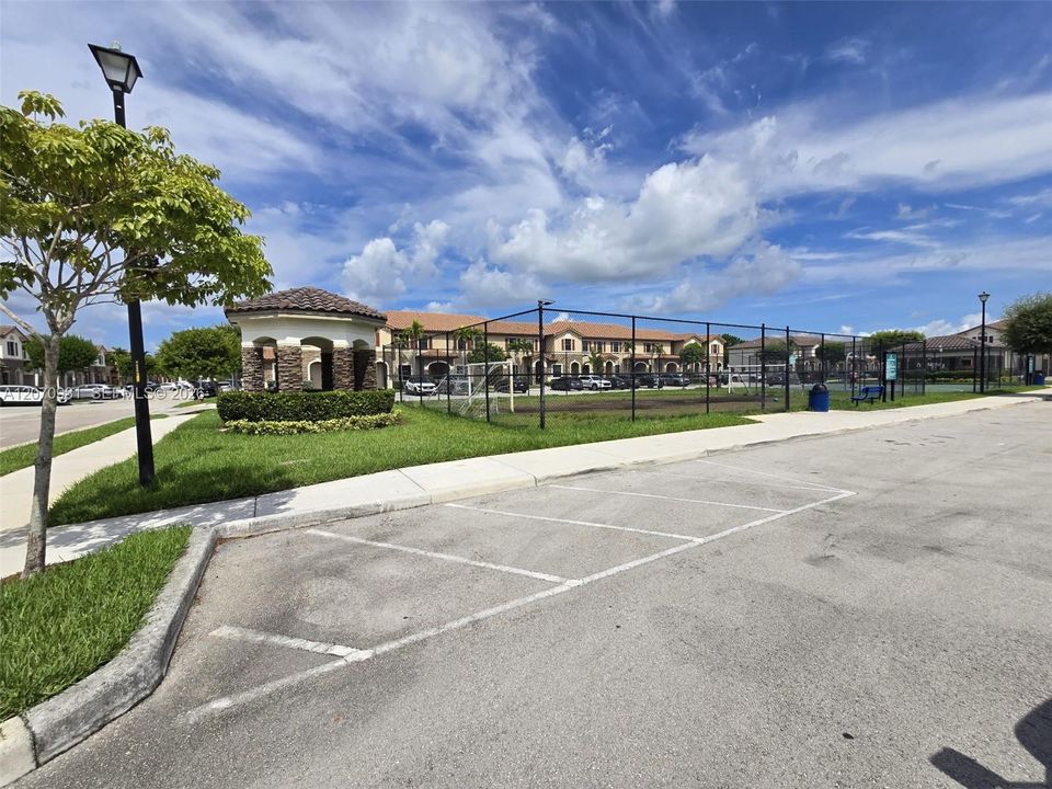 For Rent: $3,300 (3 beds, 2 baths, 1668 Square Feet)