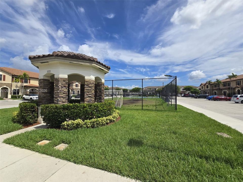 For Rent: $3,300 (3 beds, 2 baths, 1668 Square Feet)