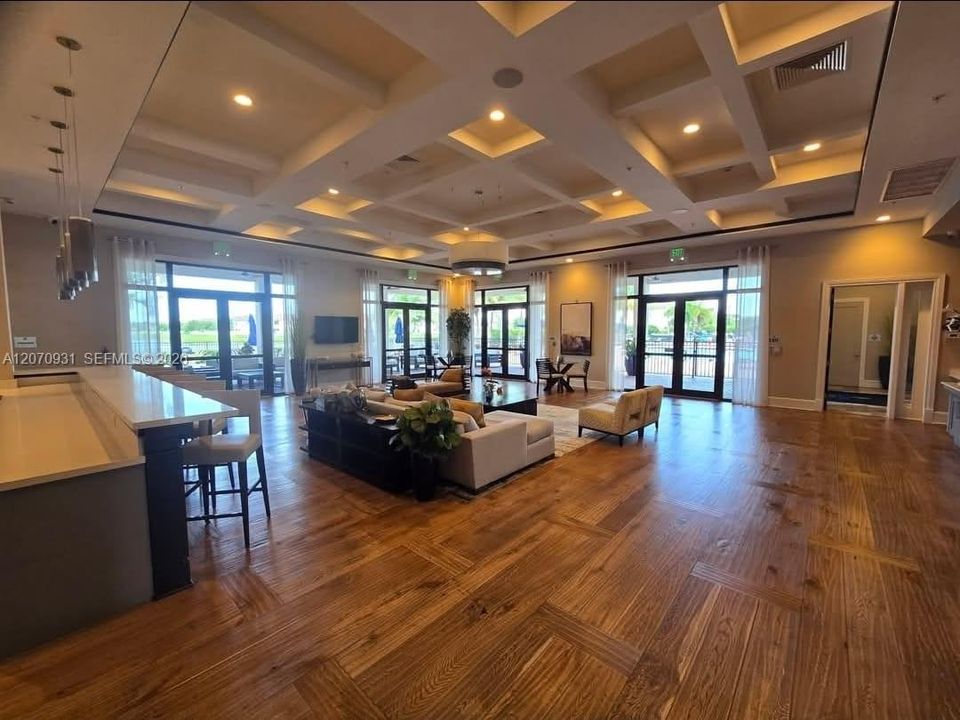 For Rent: $3,300 (3 beds, 2 baths, 1668 Square Feet)