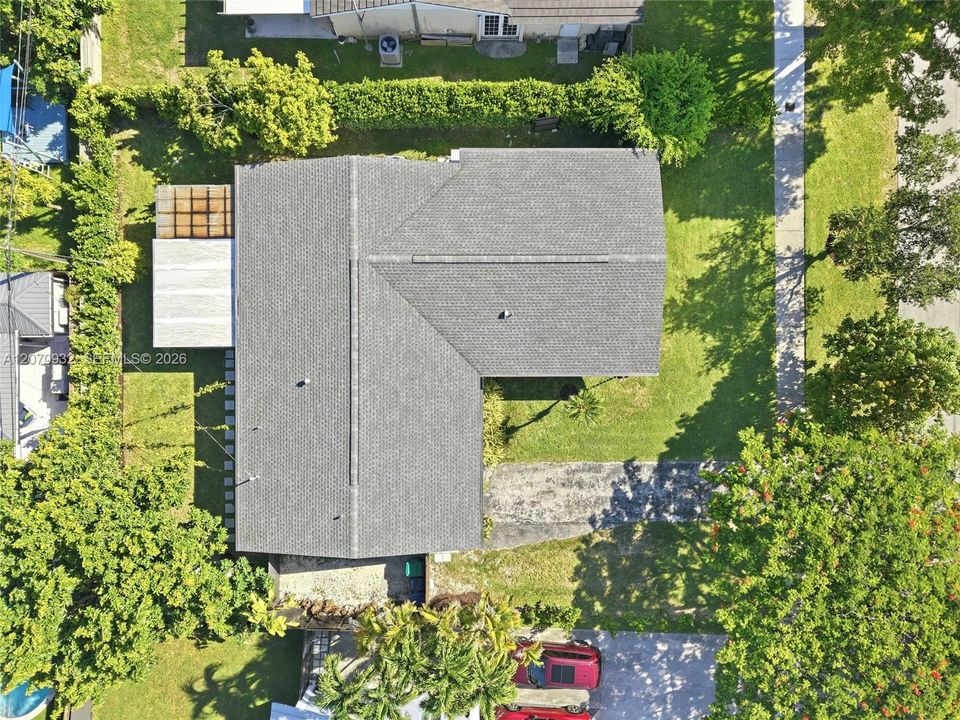 For Sale: $825,000 (5 beds, 3 baths, 2184 Square Feet)