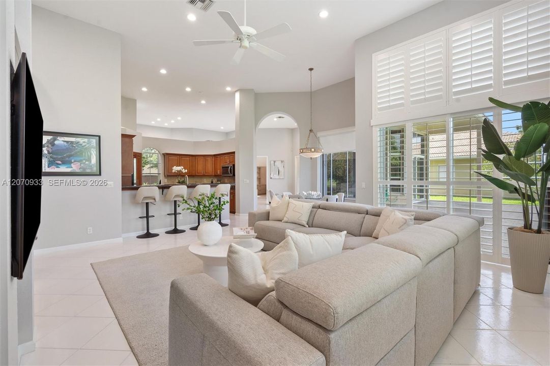 For Sale: $1,375,000 (4 beds, 3 baths, 2718 Square Feet)