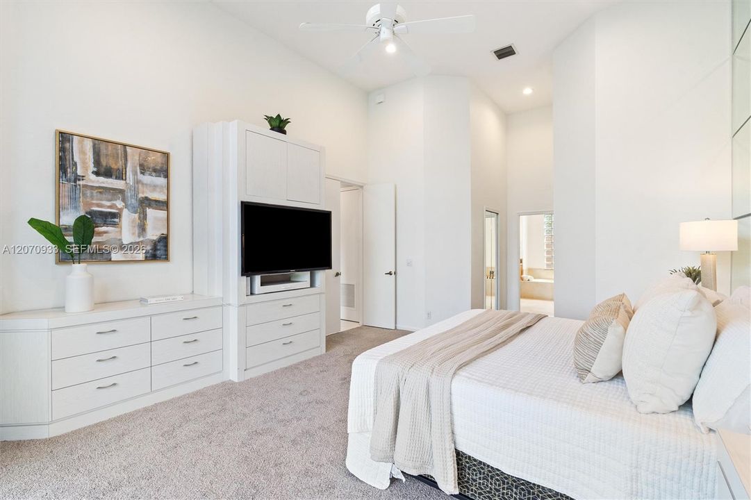 For Sale: $1,375,000 (4 beds, 3 baths, 2718 Square Feet)