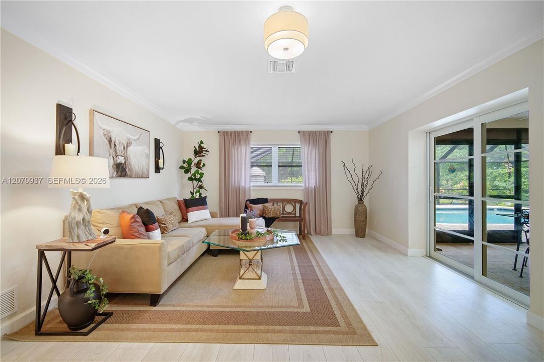For Sale: $975,000 (3 beds, 2 baths, 1768 Square Feet)
