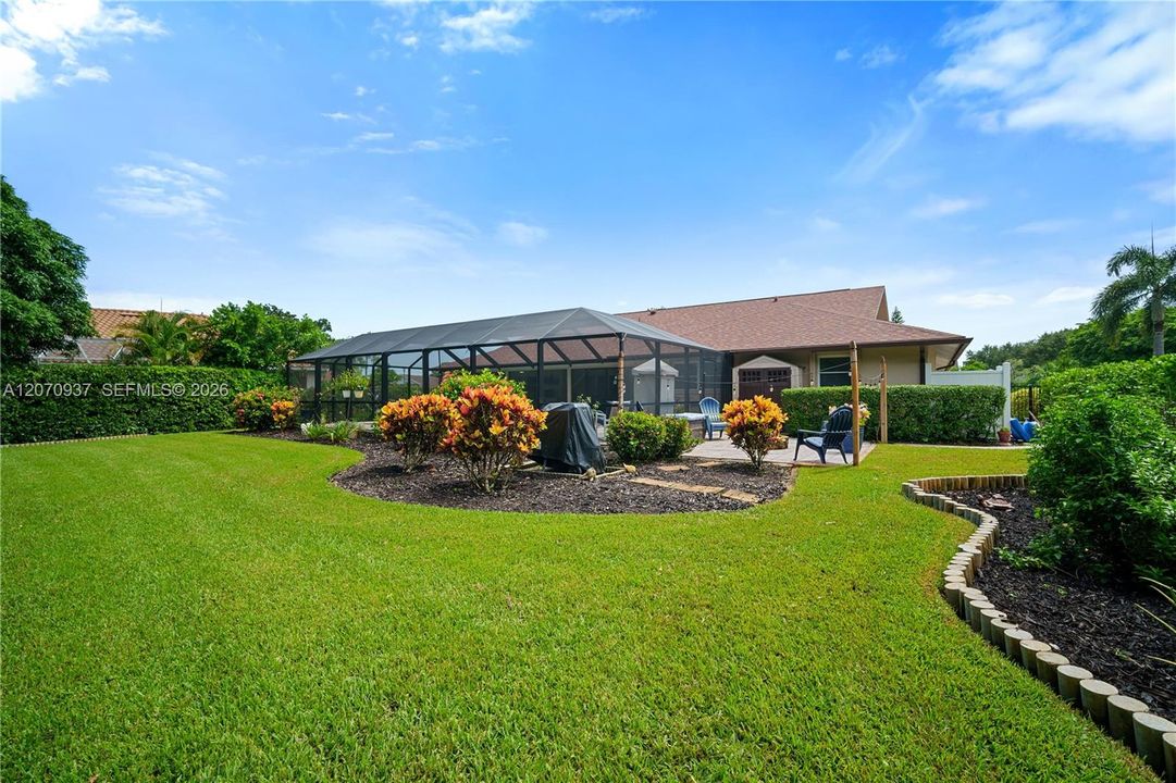 For Sale: $975,000 (3 beds, 2 baths, 1768 Square Feet)