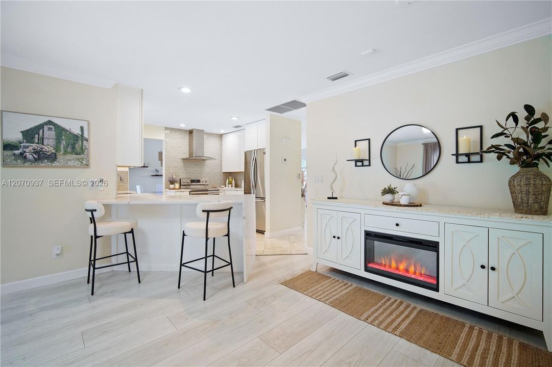 For Sale: $975,000 (3 beds, 2 baths, 1768 Square Feet)