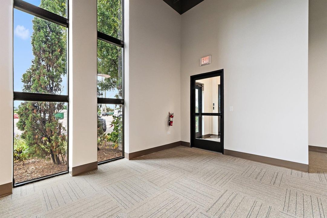 040-5900NorthAustralianAve-WestPalmBeach