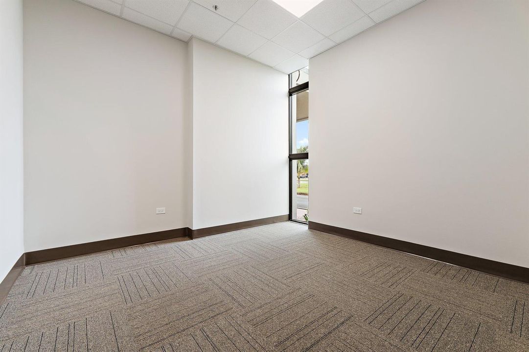 055-5900NorthAustralianAve-WestPalmBeach