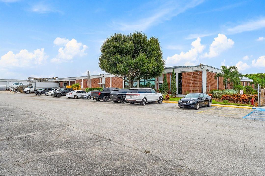 063-5900NorthAustralianAve-WestPalmBeach