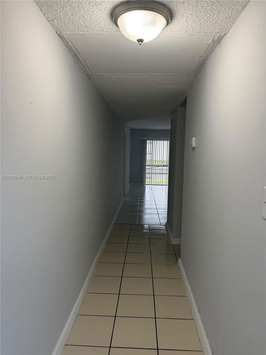 For Rent: $1,500 (1 beds, 1 baths, 750 Square Feet)