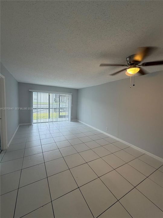For Rent: $1,500 (1 beds, 1 baths, 750 Square Feet)