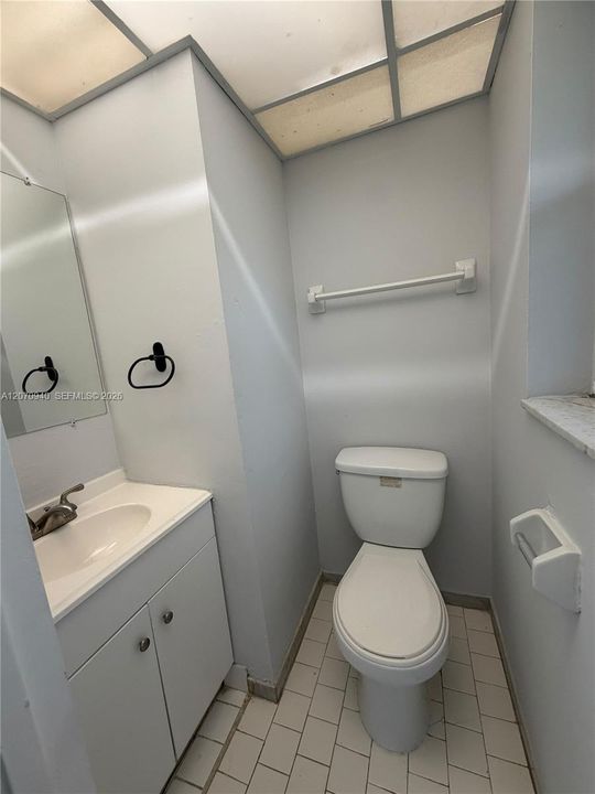 For Rent: $1,500 (1 beds, 1 baths, 750 Square Feet)