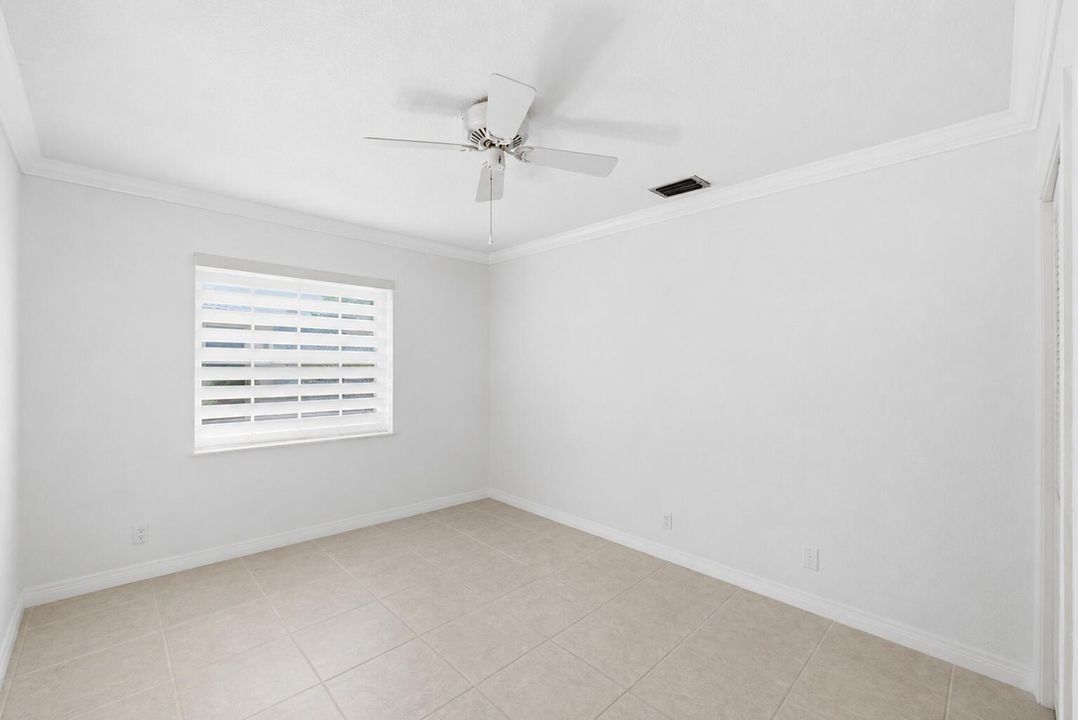8719 NW 1st St_04
