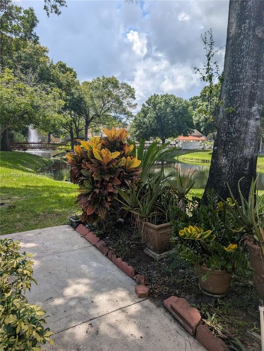 For Rent: $2,700 (3 beds, 2 baths, 1336 Square Feet)