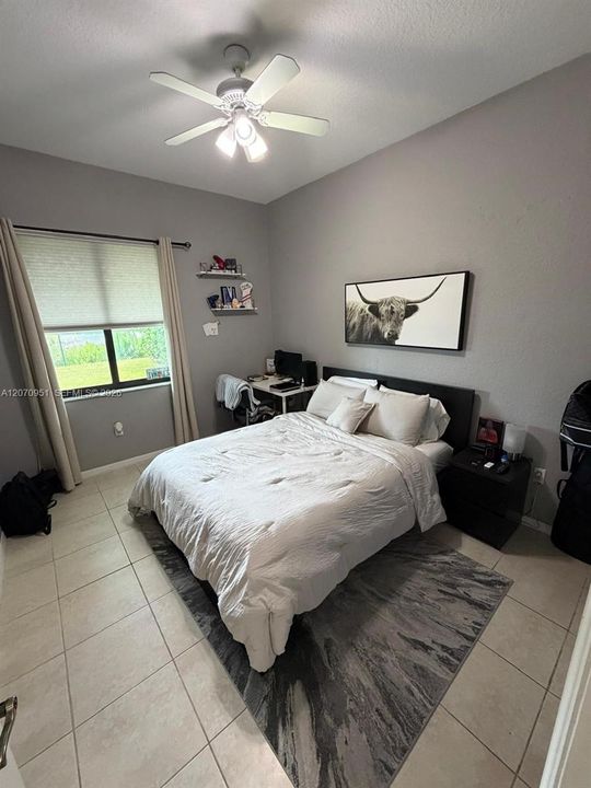 En Venta: $545,000 (4 camas, 3 baños, 2069 Pies cuadrados)