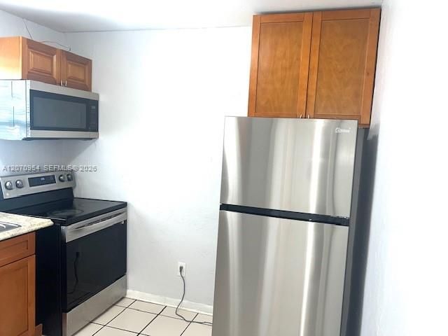 For Rent: $1,625 (1 beds, 1 baths, 992 Square Feet)