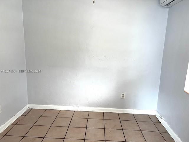 For Rent: $1,625 (1 beds, 1 baths, 992 Square Feet)