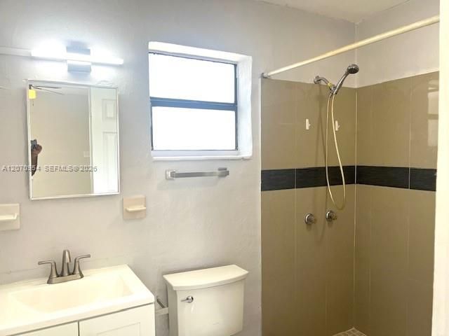 For Rent: $1,625 (1 beds, 1 baths, 992 Square Feet)