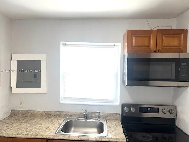 For Rent: $1,625 (1 beds, 1 baths, 992 Square Feet)