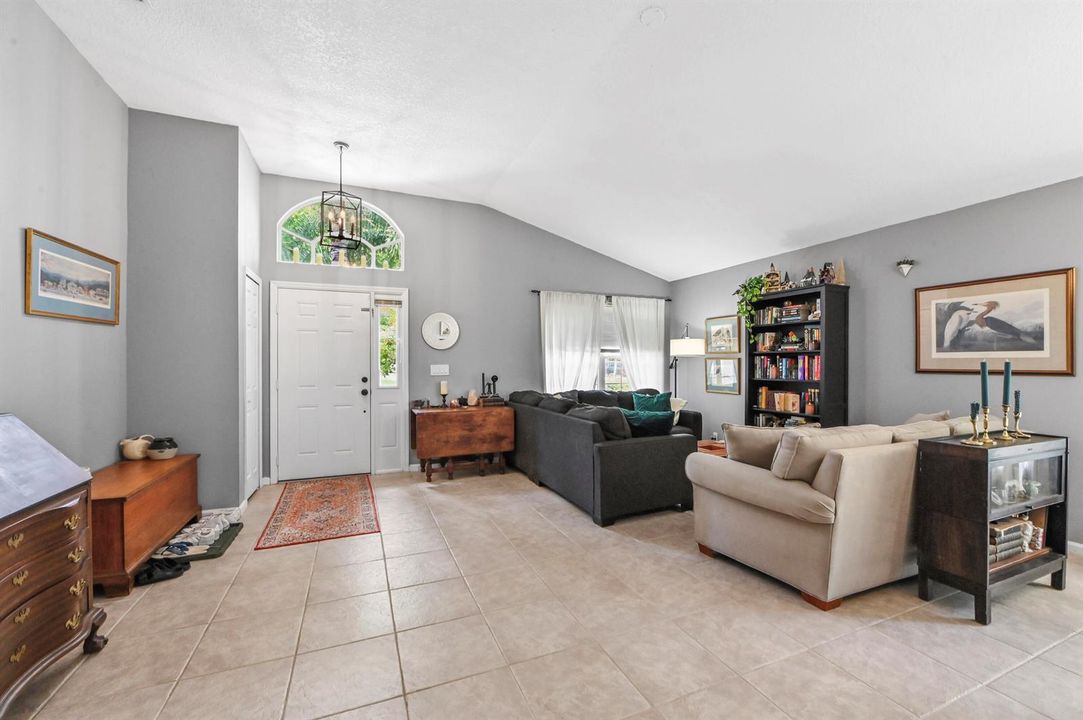 06 Living room 03