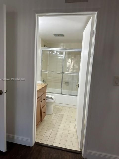 Master Bath Entry Door view
