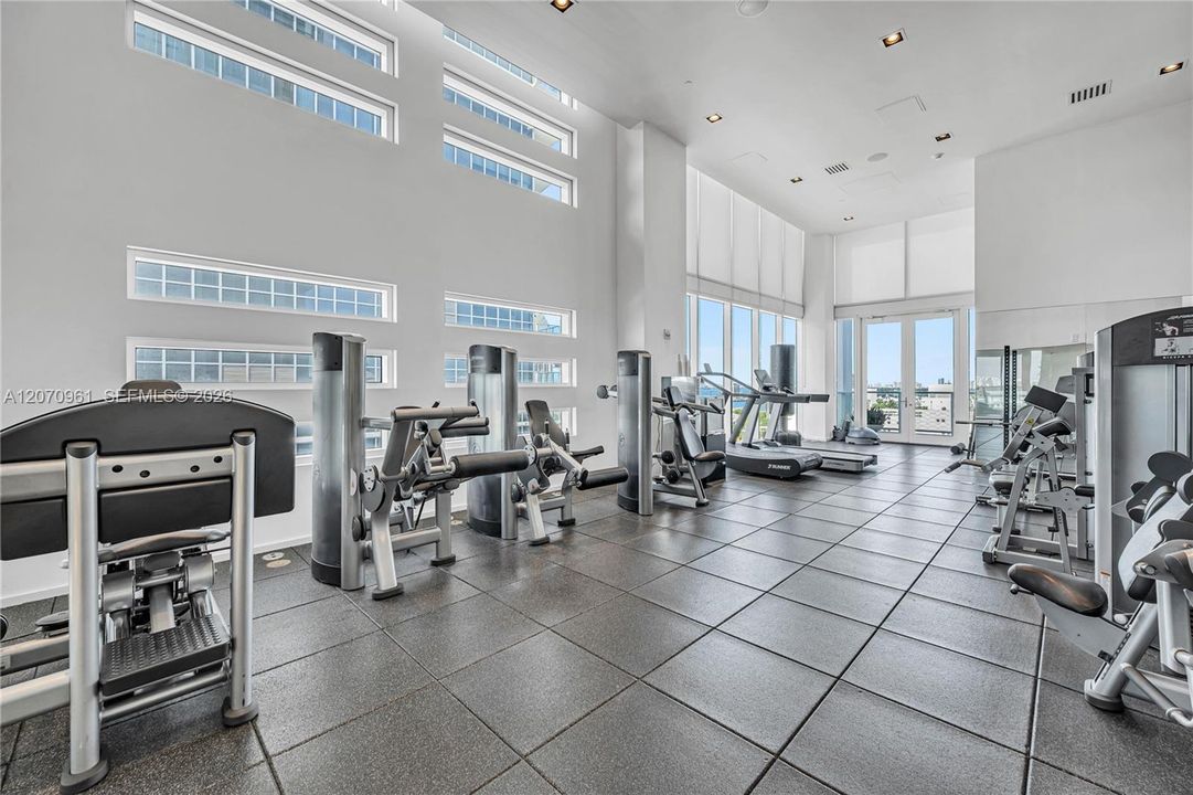 For Sale: $1,555,888 (2 beds, 2 baths, 1794 Square Feet)