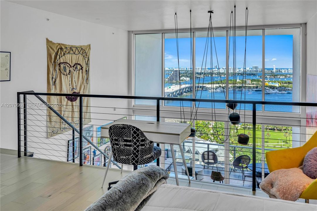 For Sale: $1,555,888 (2 beds, 2 baths, 1794 Square Feet)