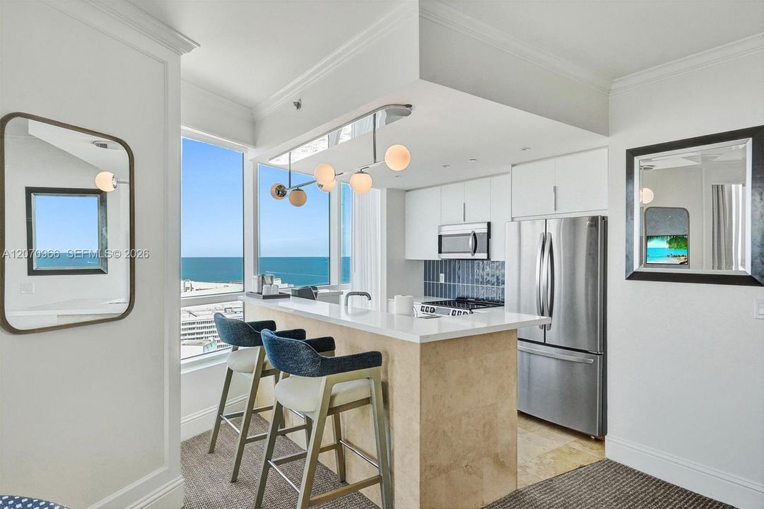 For Rent: $7,000 (1 beds, 2 baths, 1100 Square Feet)