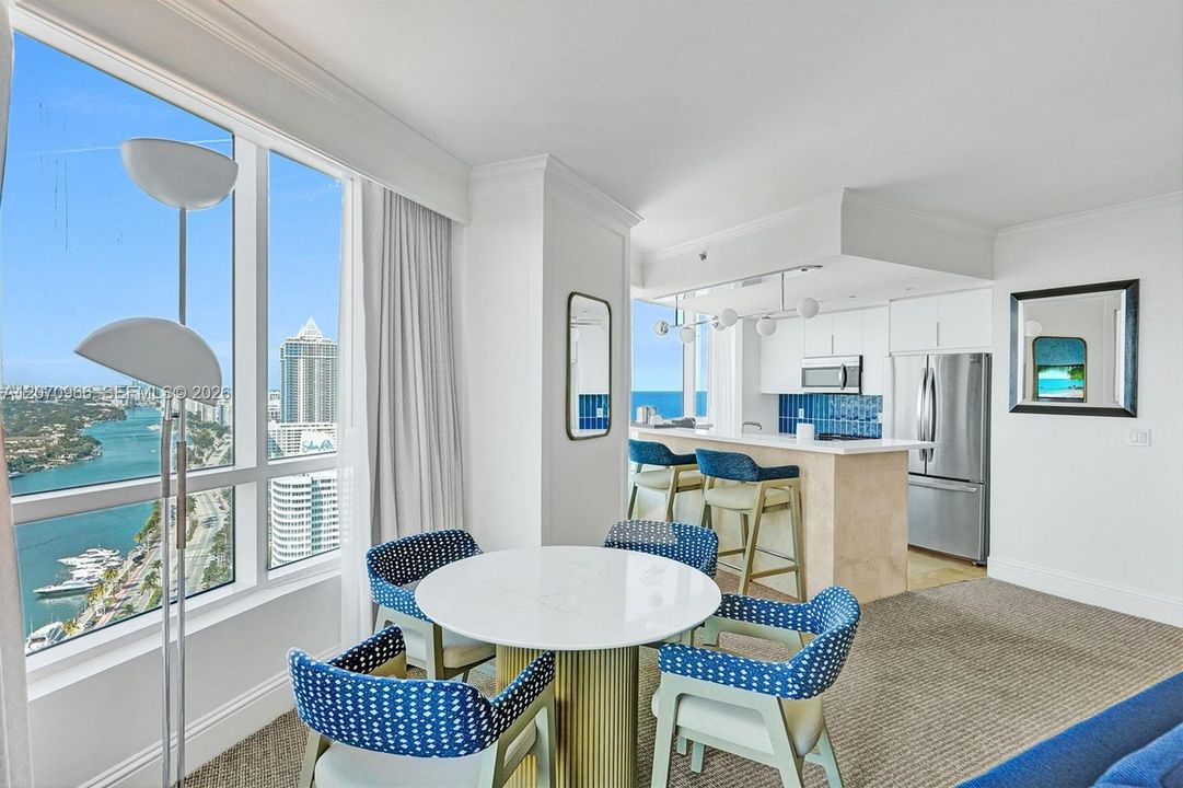 For Rent: $7,000 (1 beds, 2 baths, 1100 Square Feet)