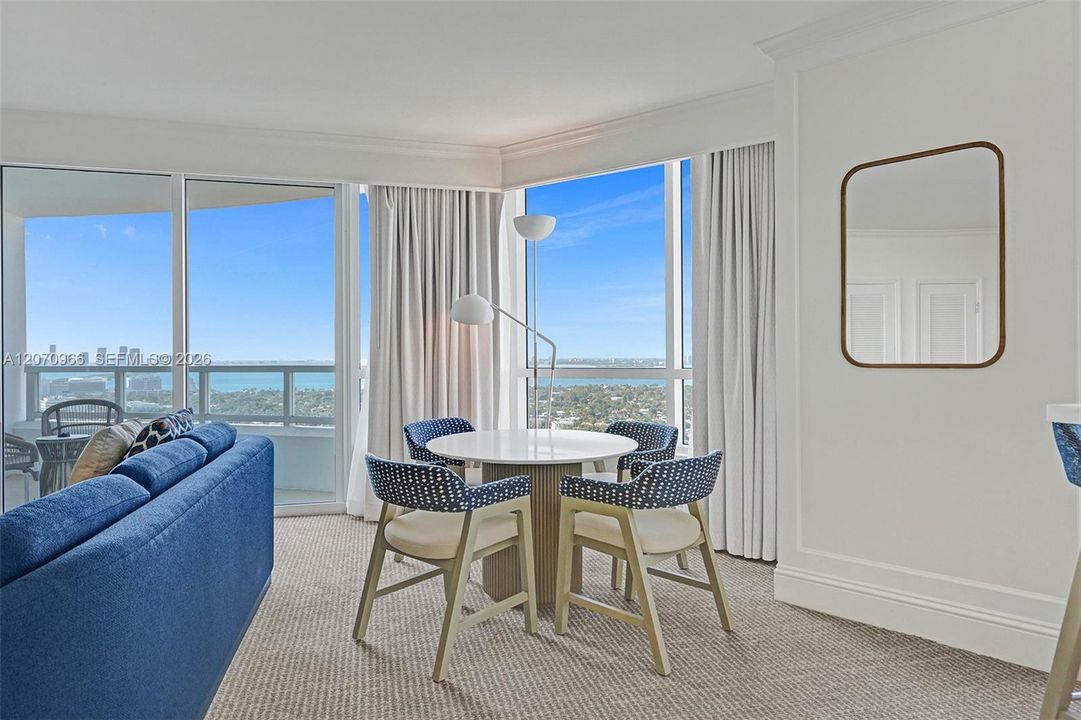 For Rent: $7,000 (1 beds, 2 baths, 1100 Square Feet)
