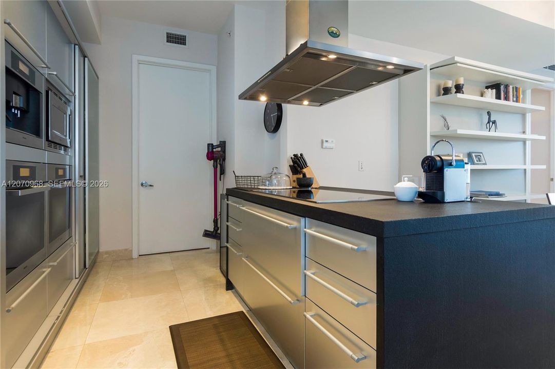 For Rent: $7,900 (2 beds, 2 baths, 1570 Square Feet)