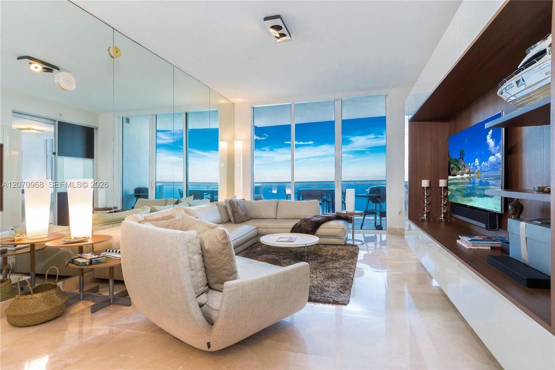 For Rent: $7,900 (2 beds, 2 baths, 1570 Square Feet)