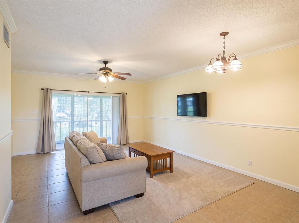 hf_20260813_162859_d4578aa3-a3bd-4307-85