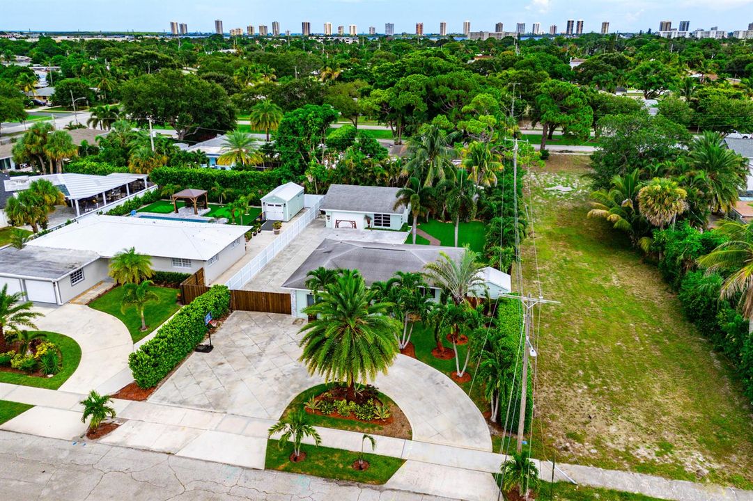 039-8196thStreet-LakePark-FL-33403-FULL