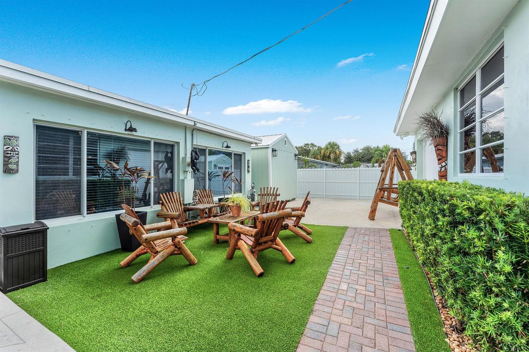 030-8196thStreet-LakePark-FL-33403-FULL