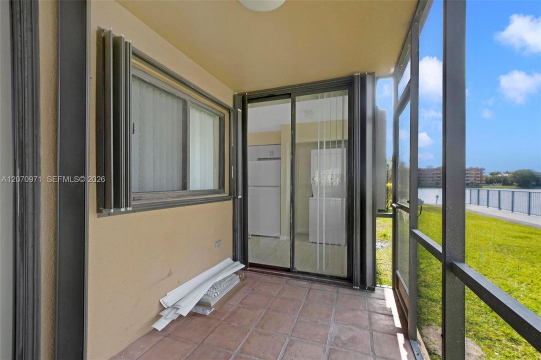 For Rent: $2,600 (2 beds, 2 baths, 1090 Square Feet)