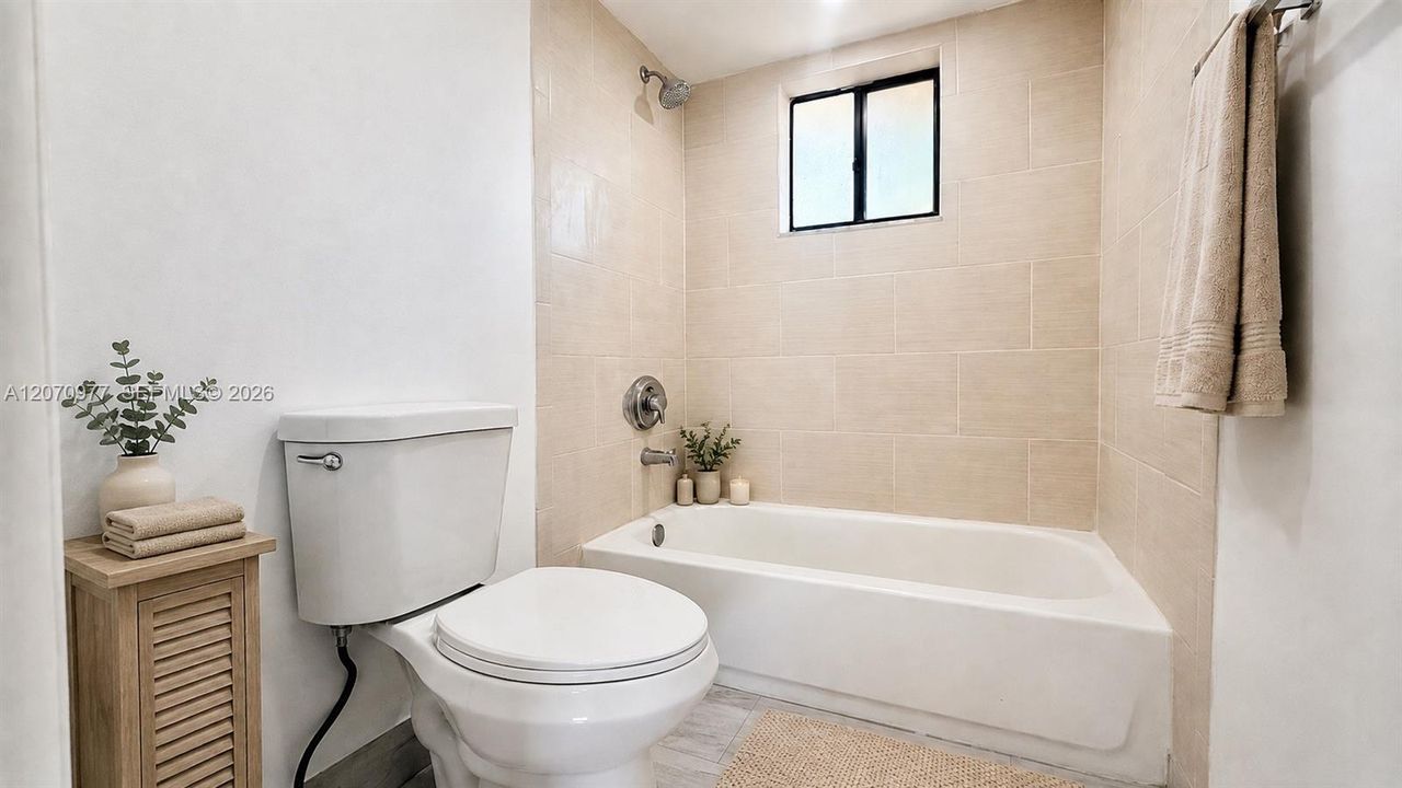 For Rent: $1,850 (1 beds, 1 baths, 773 Square Feet)