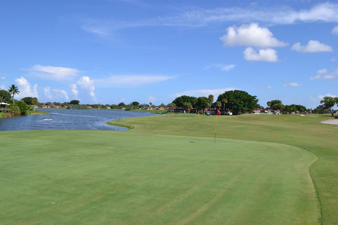 10 Golf Course