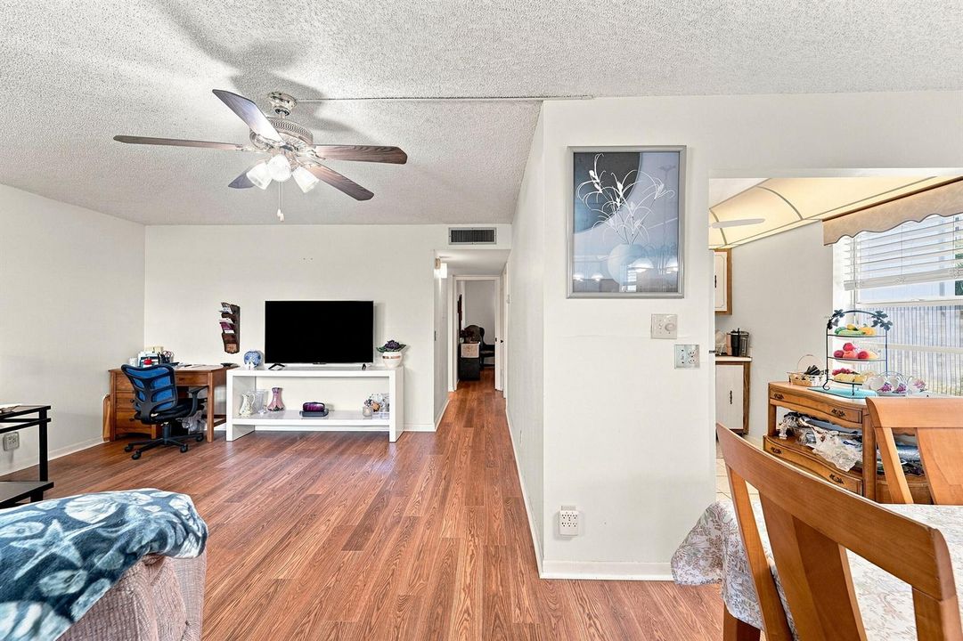 06_living room