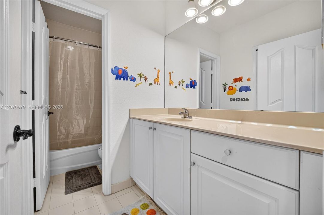 For Rent: $5,000 (4 beds, 2 baths, 2245 Square Feet)