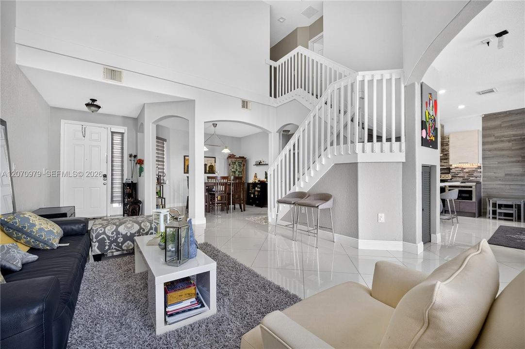 For Rent: $5,000 (4 beds, 2 baths, 2245 Square Feet)