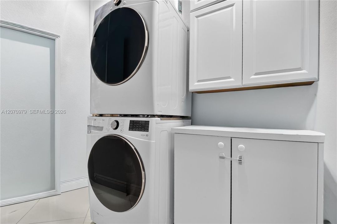 For Rent: $5,000 (4 beds, 2 baths, 2245 Square Feet)
