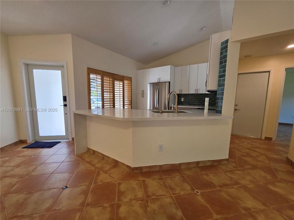 For Rent: $3,800 (2 beds, 2 baths, 1064 Square Feet)
