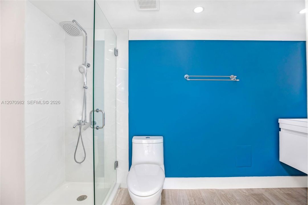 For Rent: $2,900 (2 beds, 2 baths, 1030 Square Feet)
