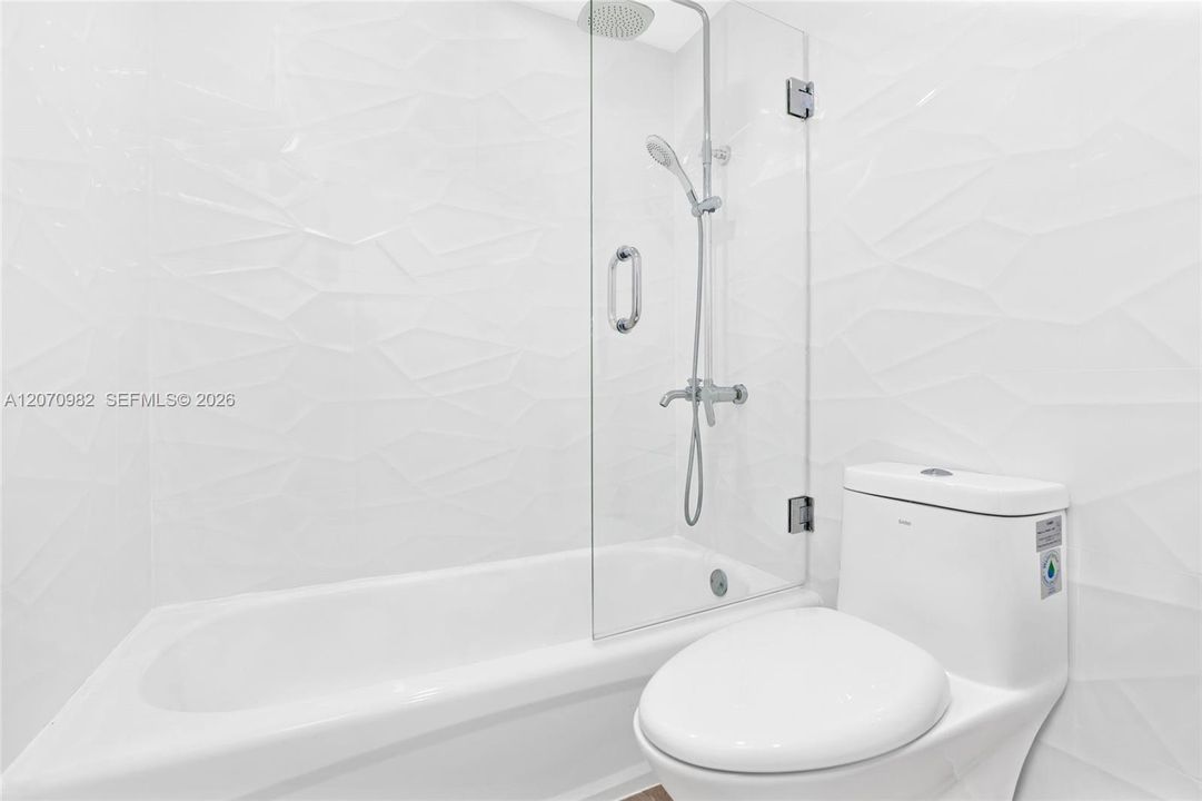 For Rent: $2,900 (2 beds, 2 baths, 1030 Square Feet)