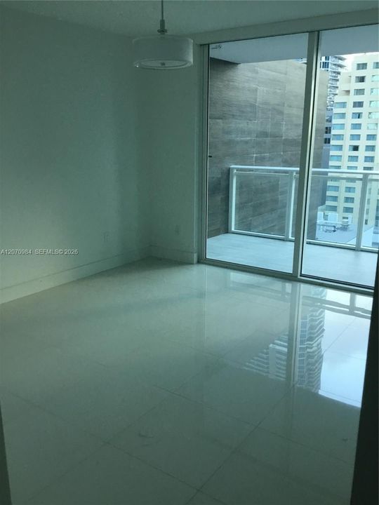 For Rent: $5,500 (2 beds, 2 baths, 1129 Square Feet)